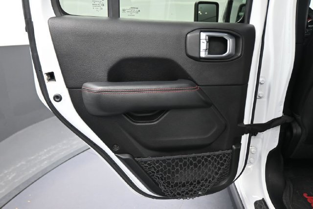 Used 2020 Jeep Gladiator Rubicon AWD/4WD image 25