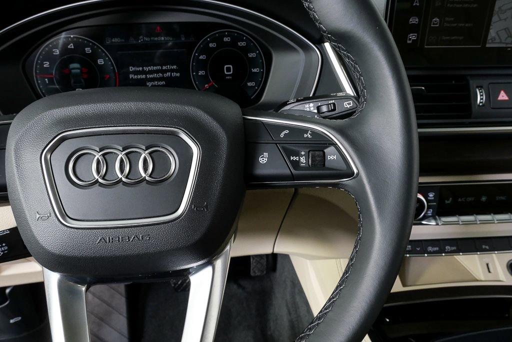 Used 2025 Audi Q5 2.0T Premium Plus image 11