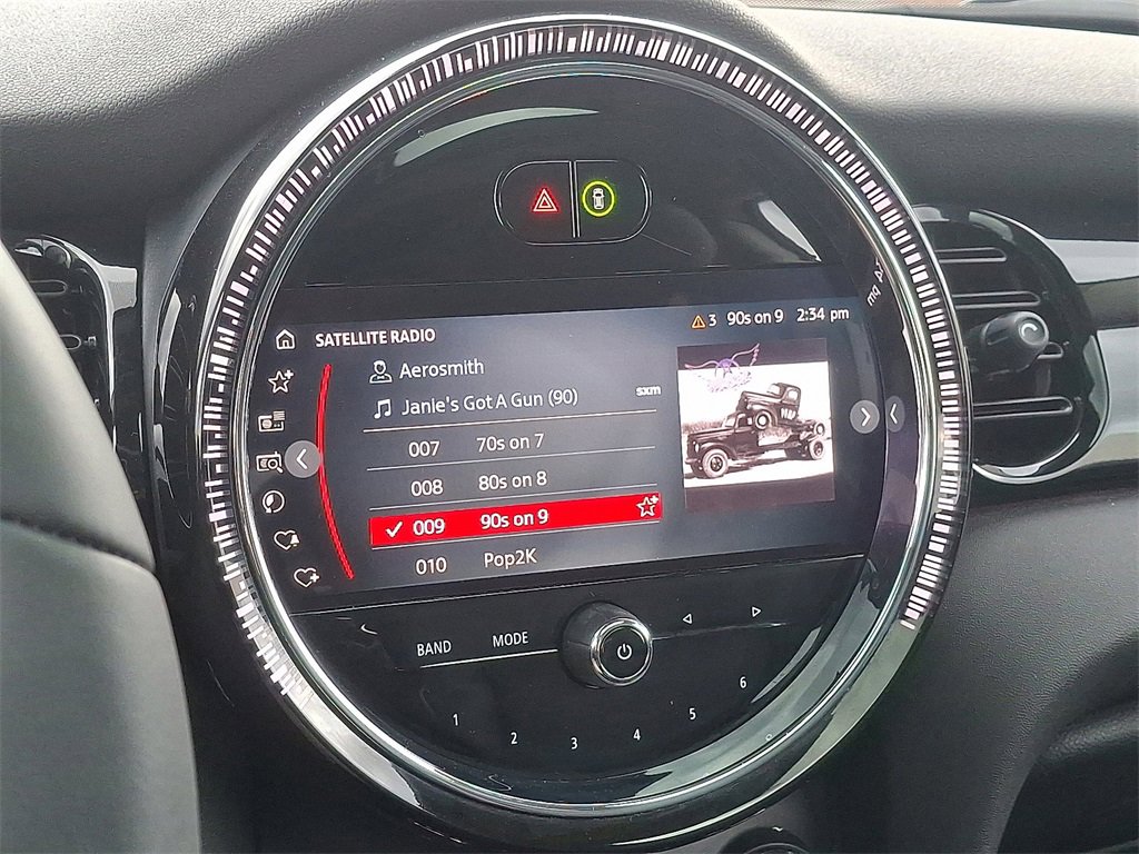 Used 2023 MINI Cooper S image 3