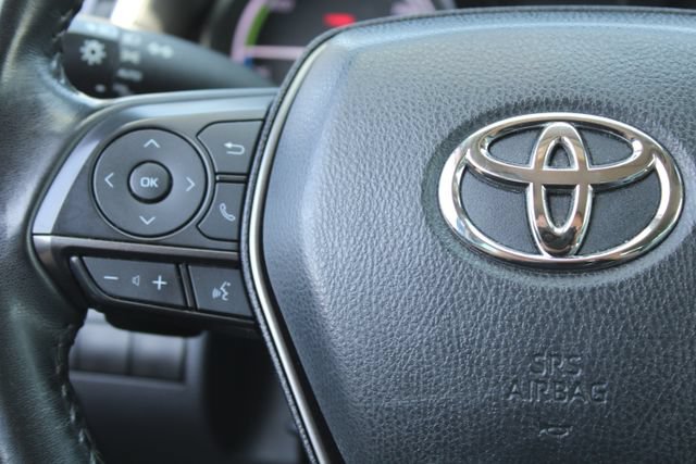 Used 2024 Toyota Camry SE FWD image 16