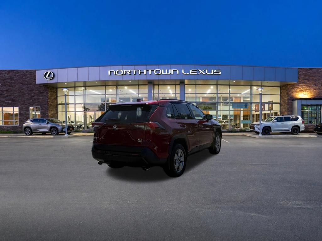 Used 2025 Toyota RAV4 XLE w/ Convenience Package AWD/4WD image 22