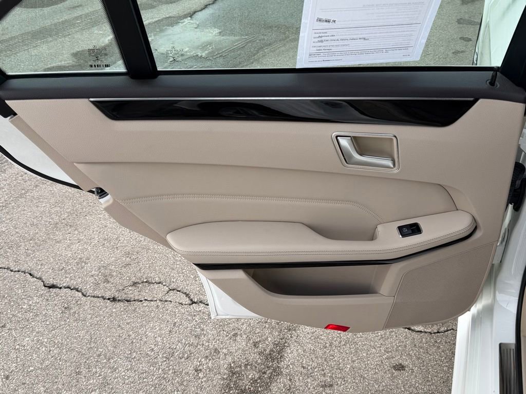 Used 2014 Mercedes-Benz E 350 Sedan image 19