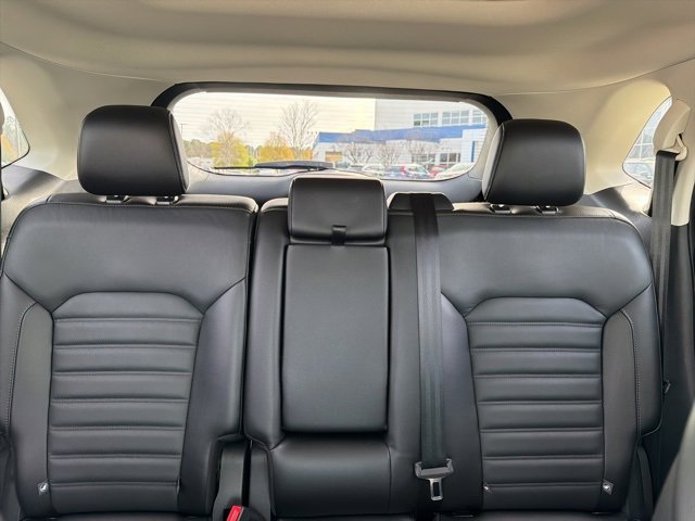 Used 2017 Ford Edge SEL w/ Equipment Group 201A image 34