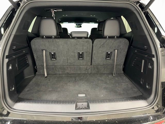 Used 2025 Buick Enclave Sport Touring AWD/4WD image 20