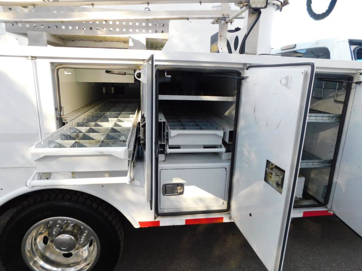 Used 2011 Ford F550 Luxury w/ PWR Equipment Group RWD image 26