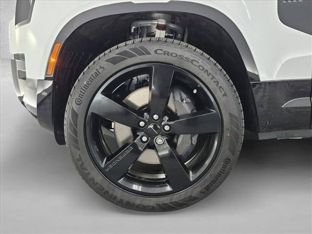 New 2026 Land Rover Defender 110 X-Dynamic SE AWD/4WD image 10