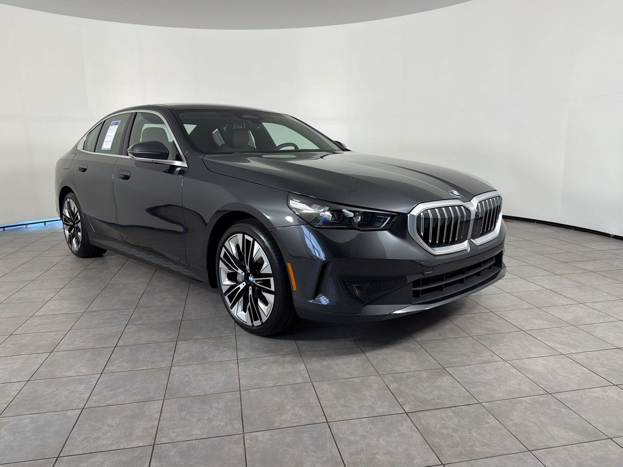 Used 2026 BMW 540i xDrive AWD/4WD image 7