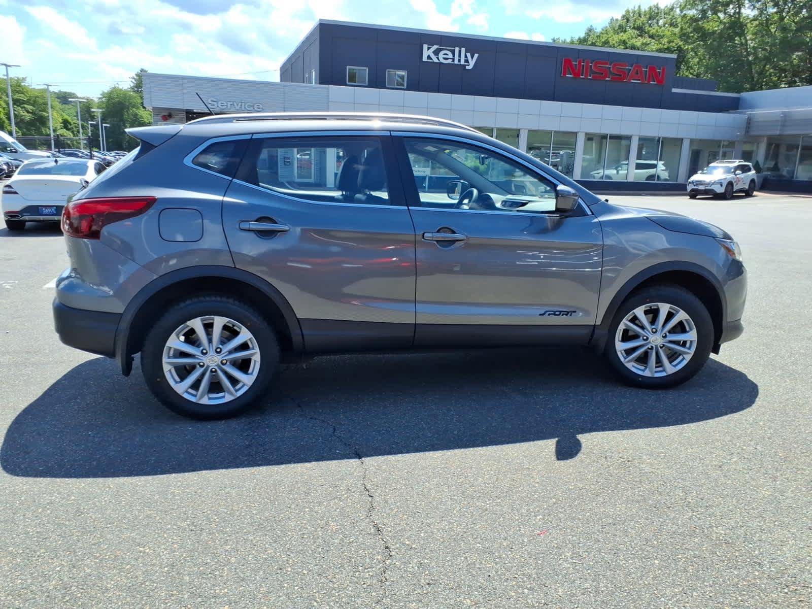 Certified 2018 Nissan Rogue Sport SV AWD/4WD image 4