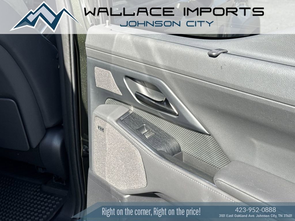 Used 2024 Lexus GX 550 AWD/4WD image 42