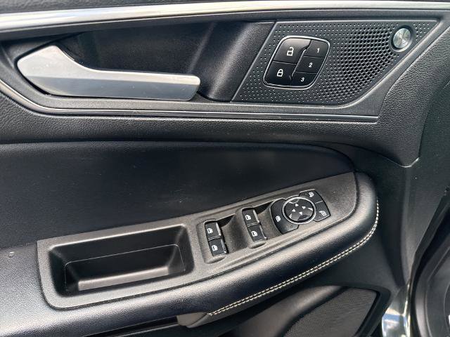 Certified 2023 Ford Edge ST image 10