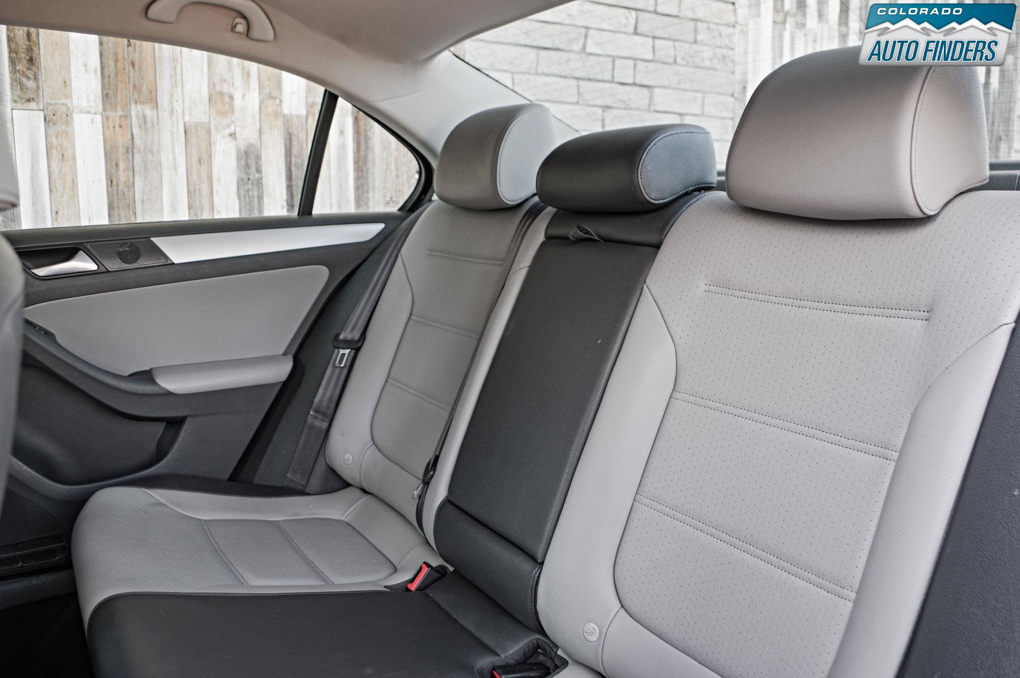 Used 2014 Volkswagen Jetta SE FWD image 23