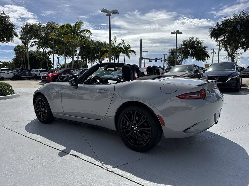 Used 2025 MAZDA MX-5 Miata Club RWD image 26