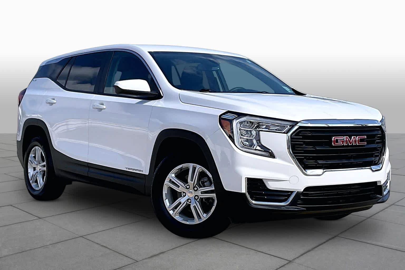 Used 2024 GMC Terrain SLE FWD image 6