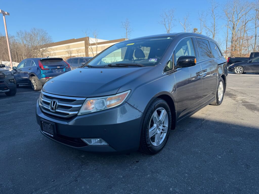 Used 2013 Honda Odyssey Touring Elite image 3