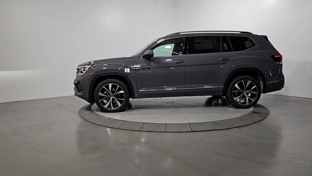 New 2026 Volkswagen Atlas SEL Premium R-Line AWD/4WD image 2