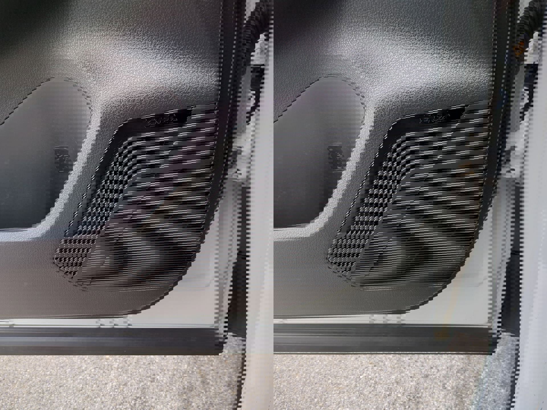 Used 2023 Toyota Venza Limited image 24