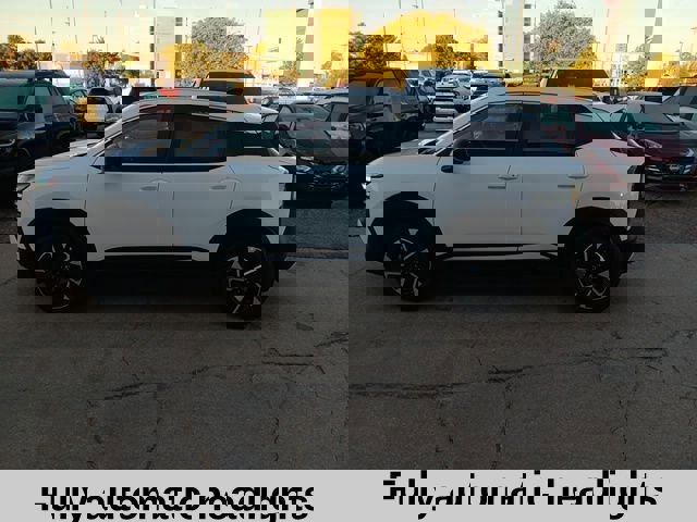 New 2026 Nissan Kicks SV w/ SV Premium Package image 8