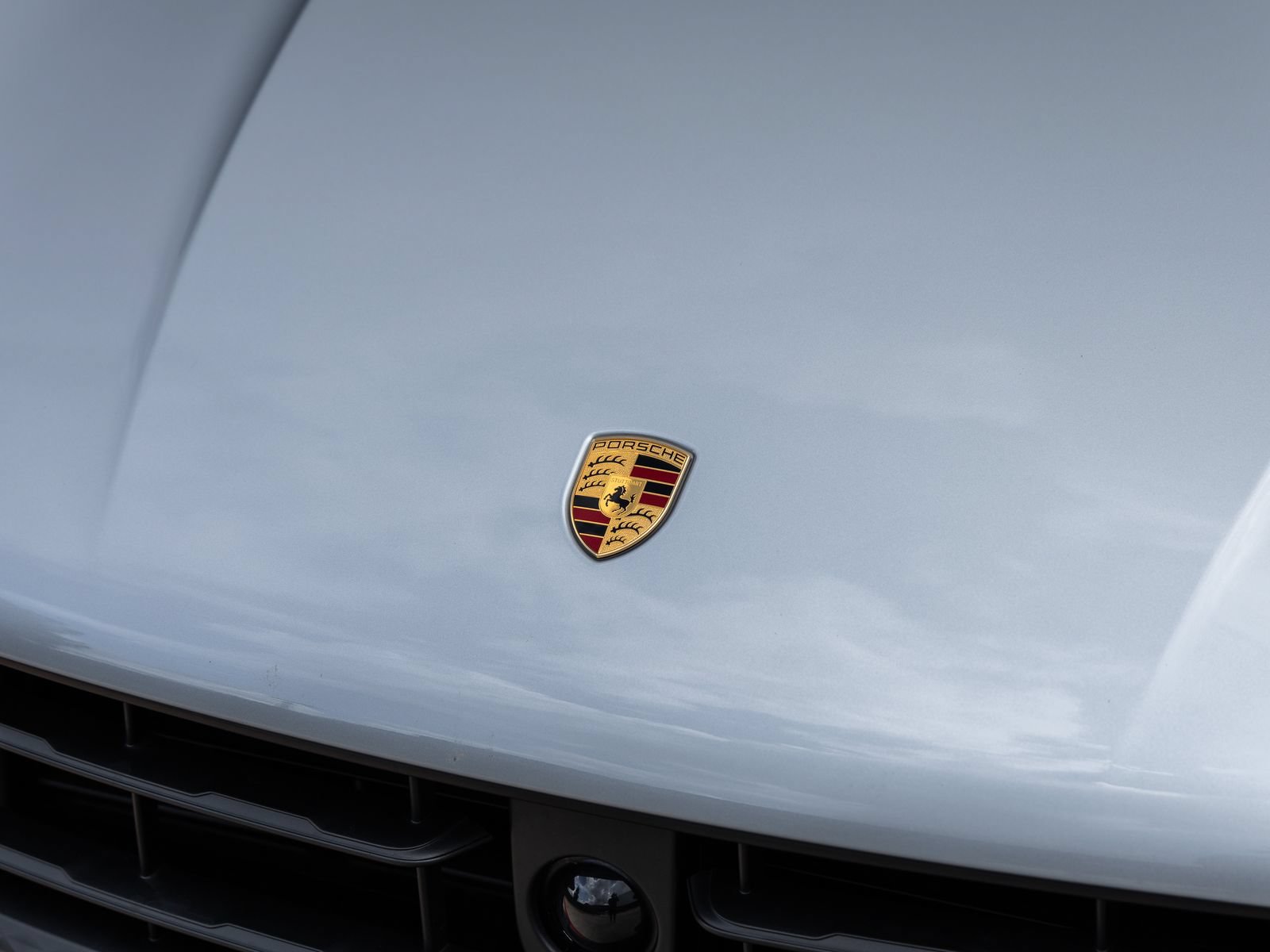 Certified 2026 Porsche Macan AWD/4WD image 17