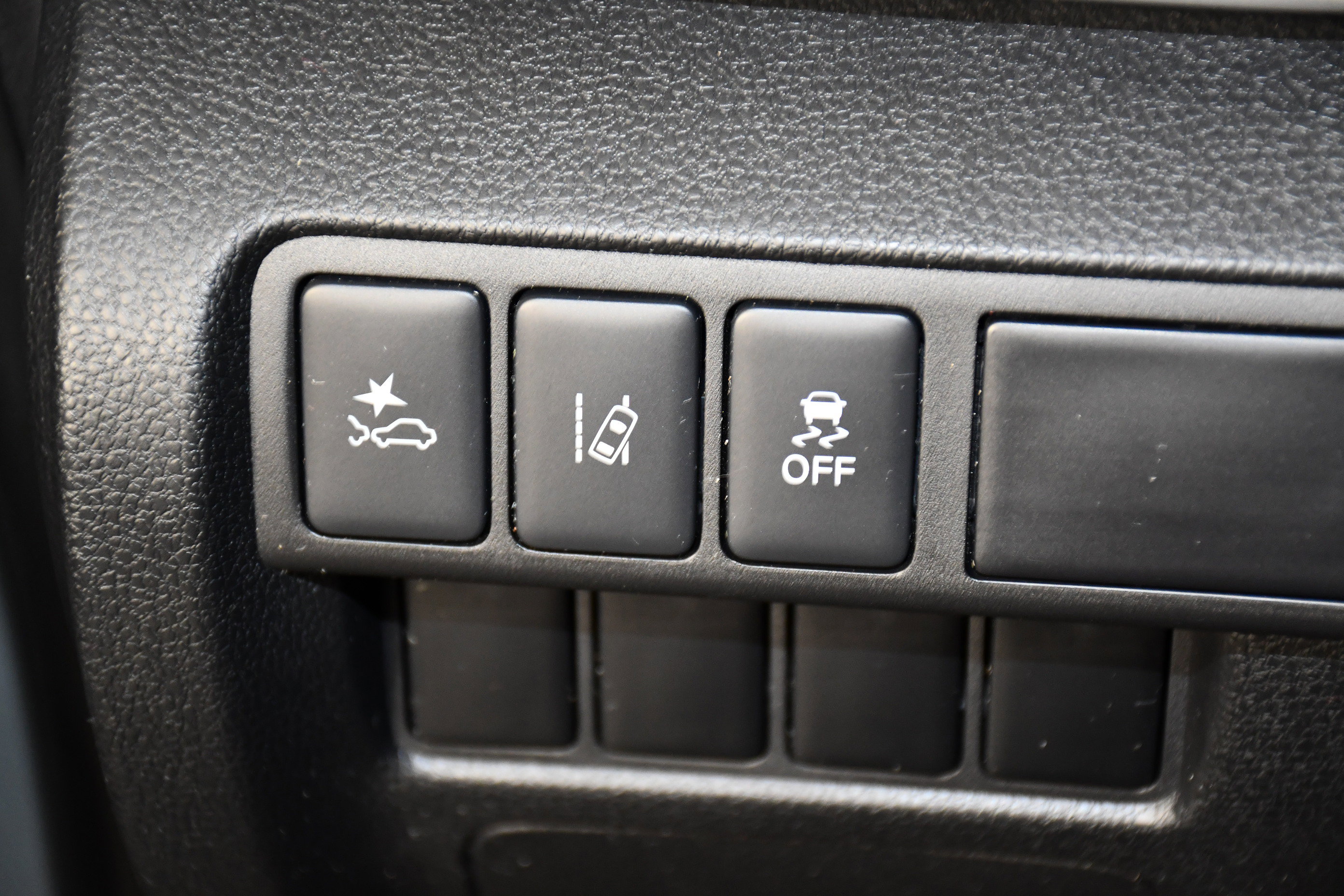 Used 2024 Mitsubishi Eclipse Cross LE AWD/4WD image 34