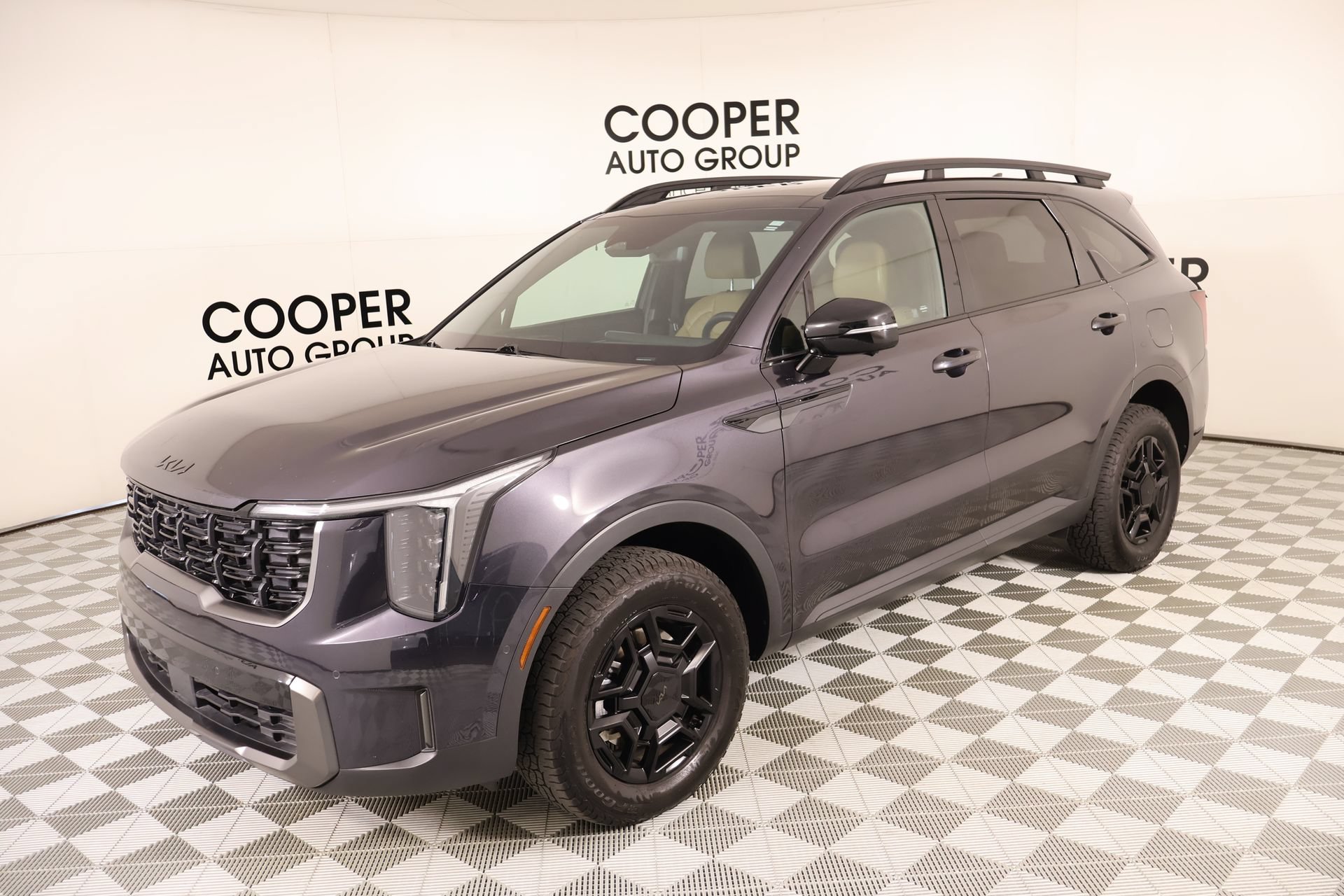 Used 2025 Kia Sorento SX Prestige w/ Olive Brown Leather Package AWD/4WD image 11