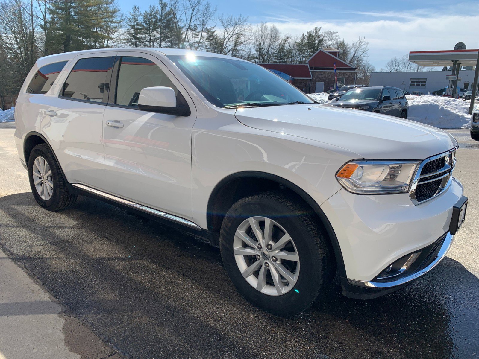Used 2020 Dodge Durango SXT w/ 3rd Row Seating Group image 3