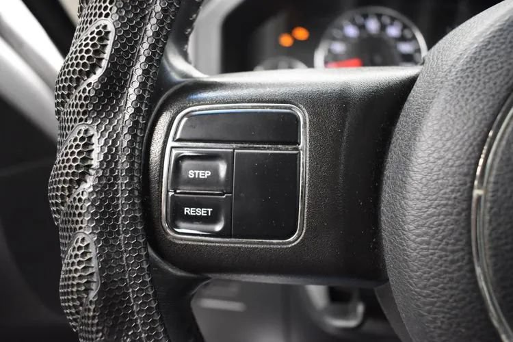 Used 2011 Jeep Liberty Sport w/ Popular Equipment Group AWD/4WD image 23