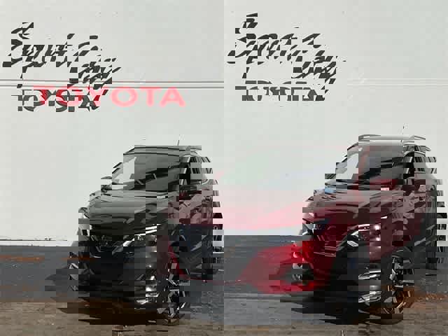 Used 2020 Nissan Rogue Sport SL w/ Premium Package