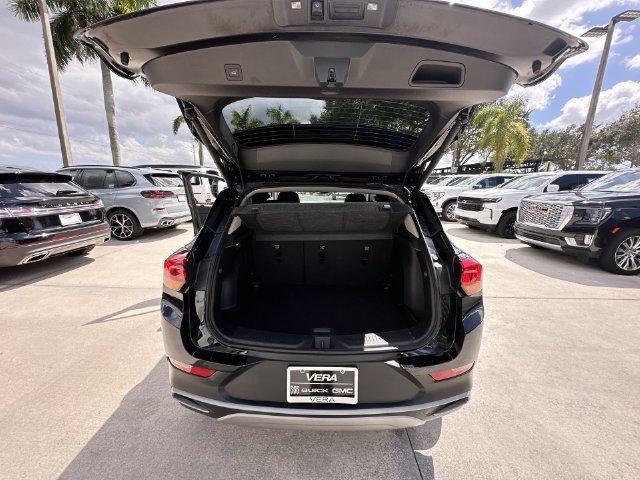 Used 2025 Buick Encore GX Preferred FWD image 31