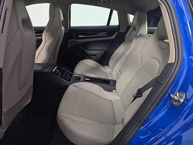 Used 2025 Porsche Panamera 4 AWD/4WD image 15