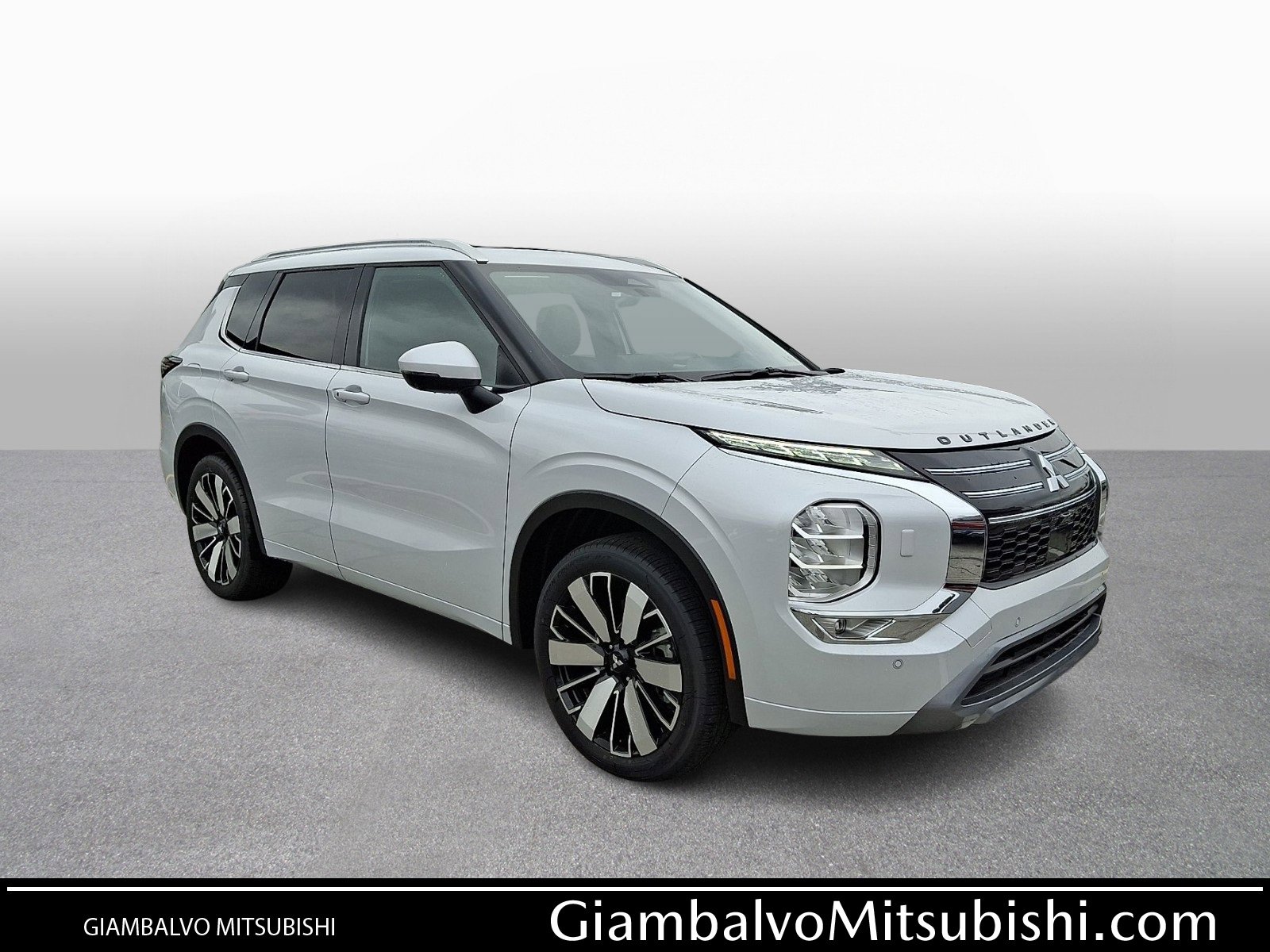 New 2025 Mitsubishi Outlander SEL