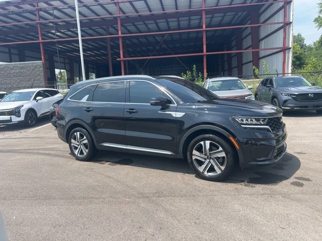 Used 2022 Kia Sorento EX w/ Panoramic Sunroof Package image 4