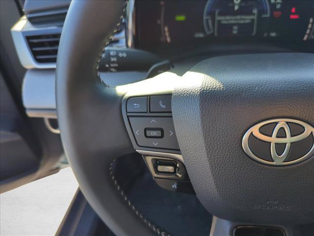 Certified 2025 Toyota Camry SE w/ Convenience Package FWD image 16