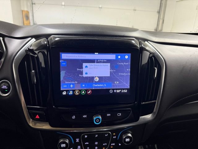 Used 2020 Chevrolet Traverse LT w/ LT Premium Package image 18