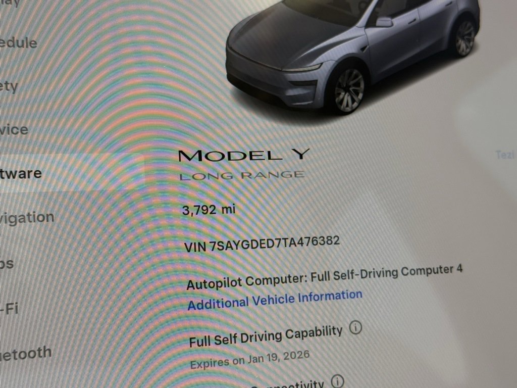 Used 2026 Tesla Model Y 2WD image 13