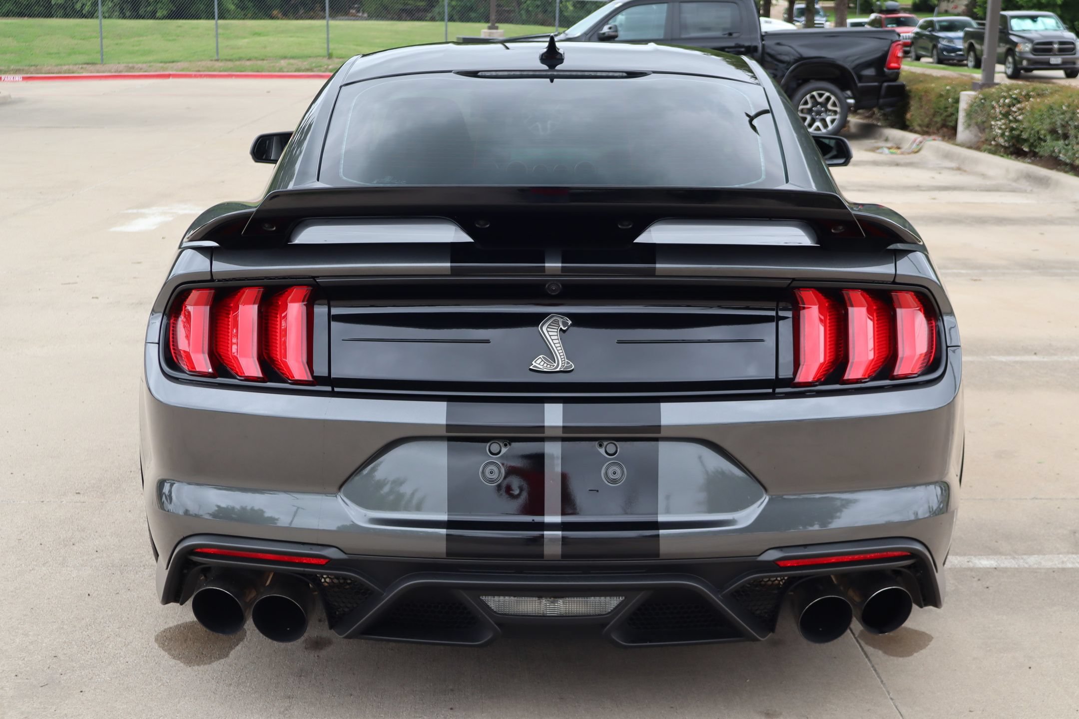 Used 2020 Ford Mustang Shelby GT500 w/ Technology Package RWD image 4