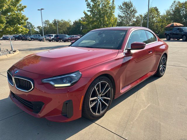Used 2022 BMW 230i Coupe w/ Convenience Package RWD image 2