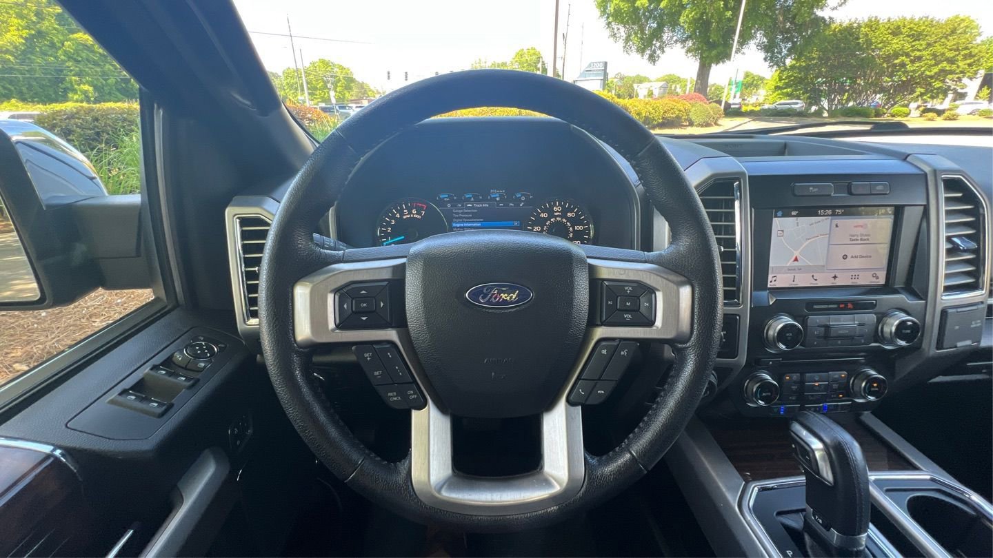 Used 2016 Ford F150 Platinum w/ Equipment Group 701A Luxury AWD/4WD image 29