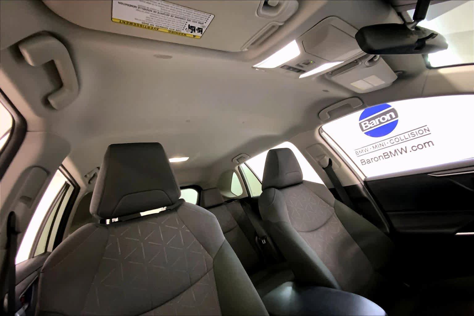 Used 2025 Toyota RAV4 XLE AWD/4WD image 13