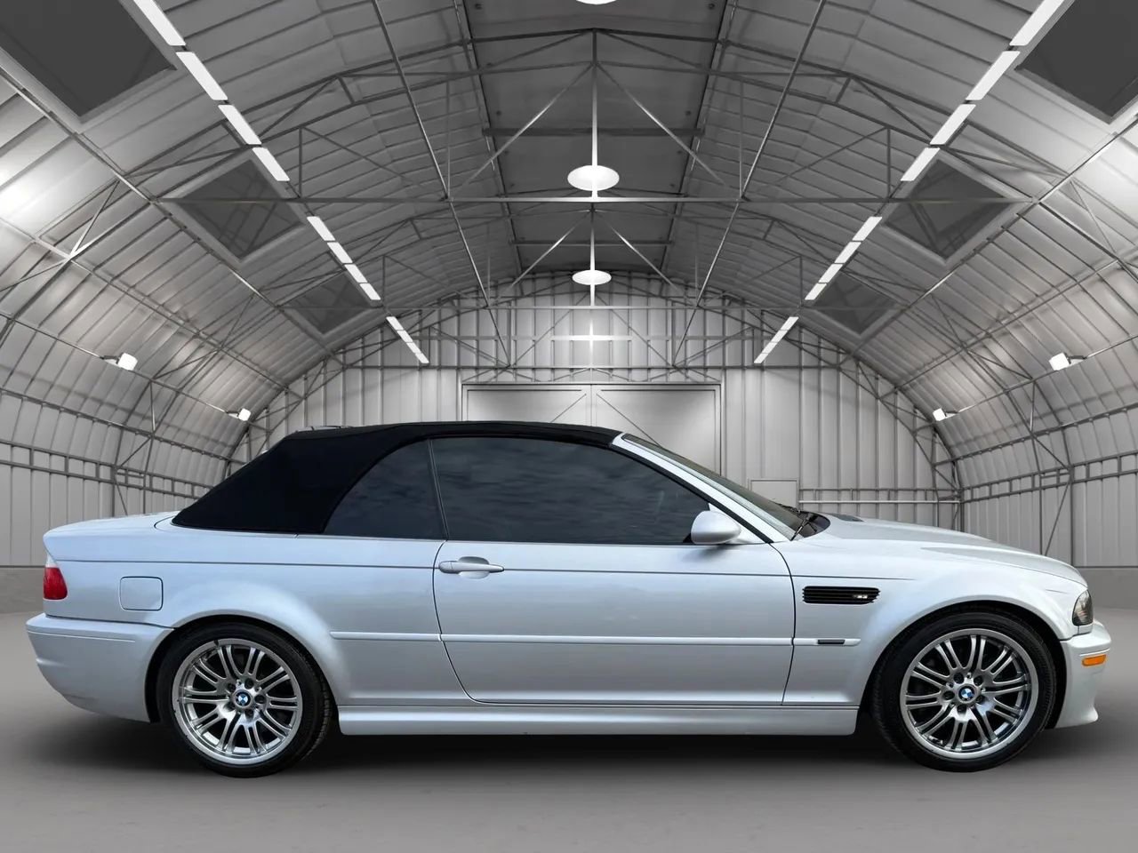 Used 2002 BMW M3 Convertible RWD image 2