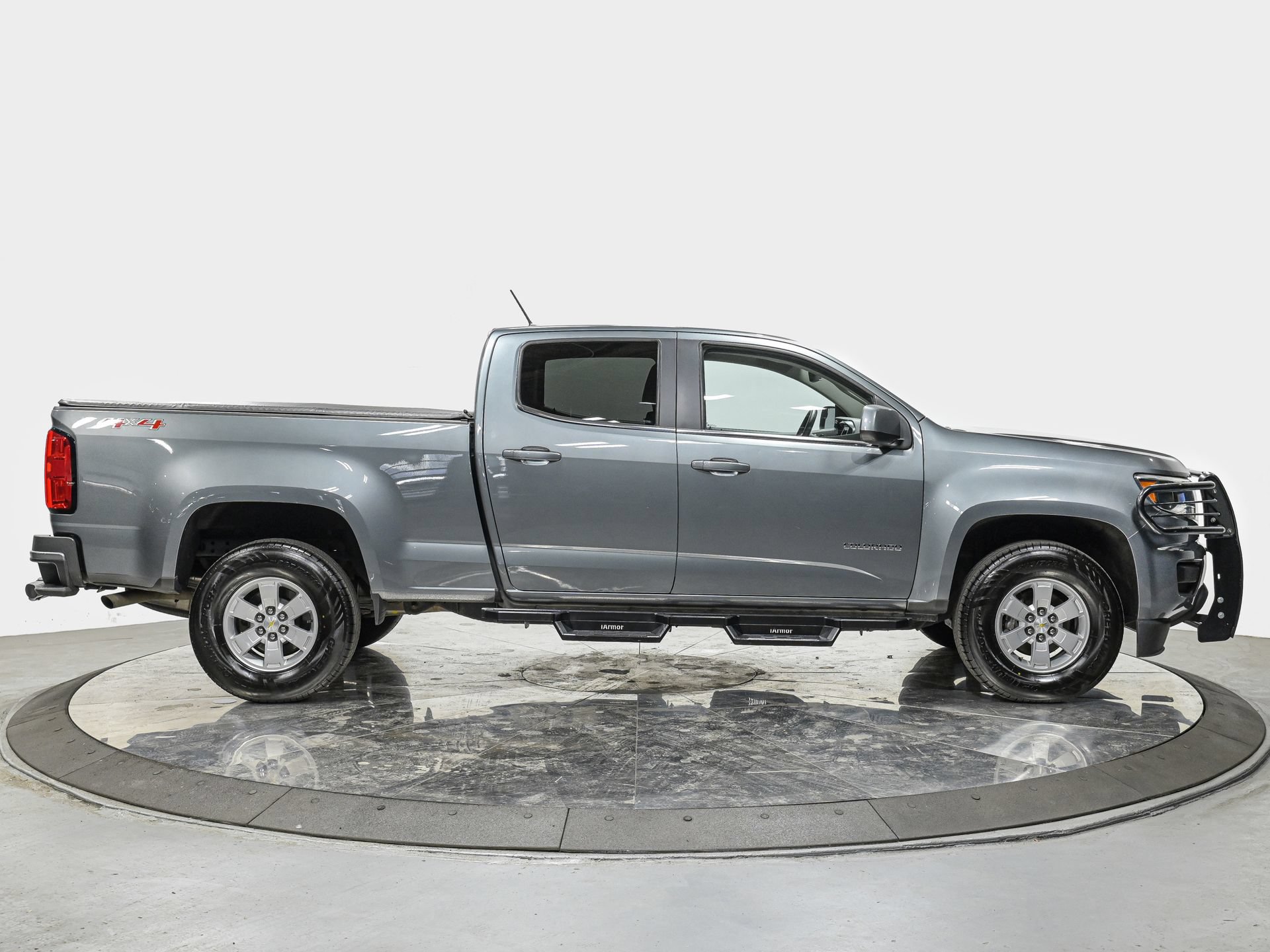 Used 2019 Chevrolet Colorado W/T w/ WT Convenience Package AWD/4WD image 10