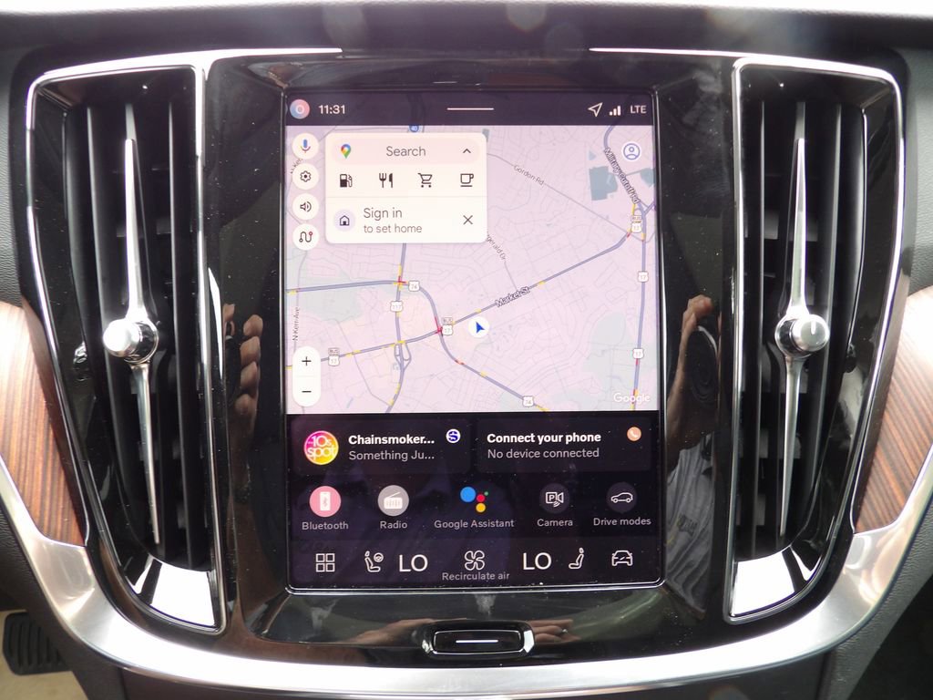 New 2026 Volvo V60 B5 Cross Country Plus w/ Protection Package Premier image 20