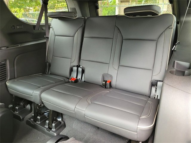 New 2025 Chevrolet Suburban Premier image 11