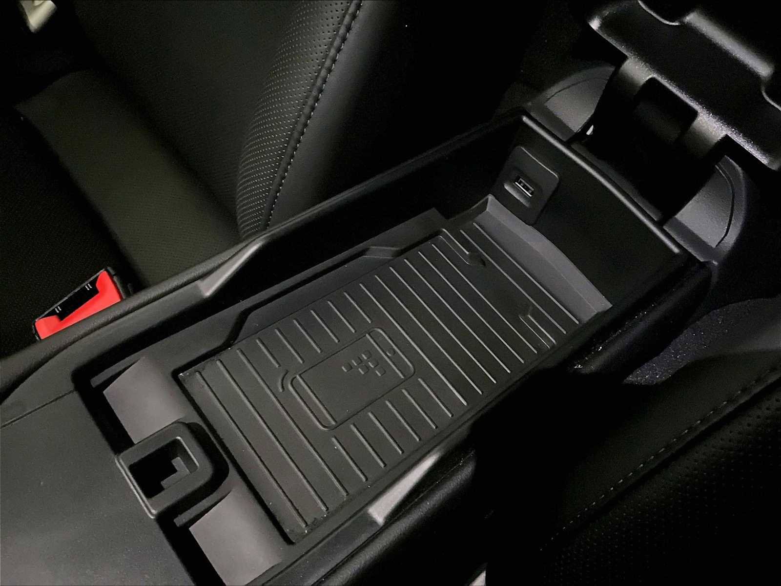 Used 2024 Porsche 718 Cayman GT4 image 28