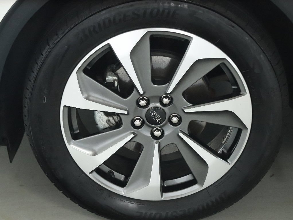 Used 2023 Ford Escape Platinum w/ Premium Technology Package AWD/4WD image 38