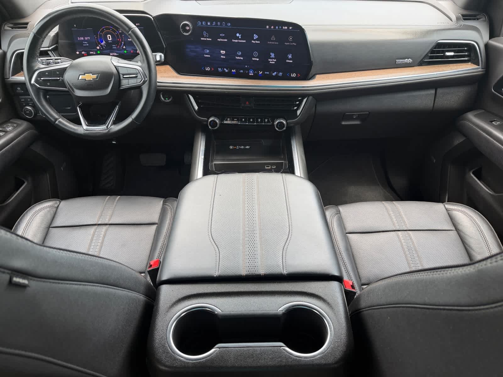 Used 2025 Chevrolet Tahoe High Country AWD/4WD image 23