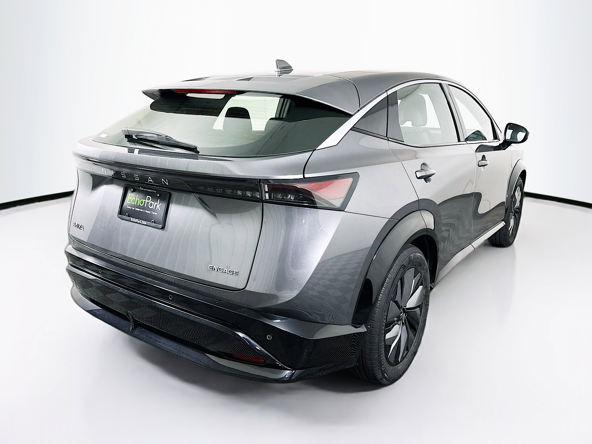 Used 2023 Nissan Ariya FWD image 9