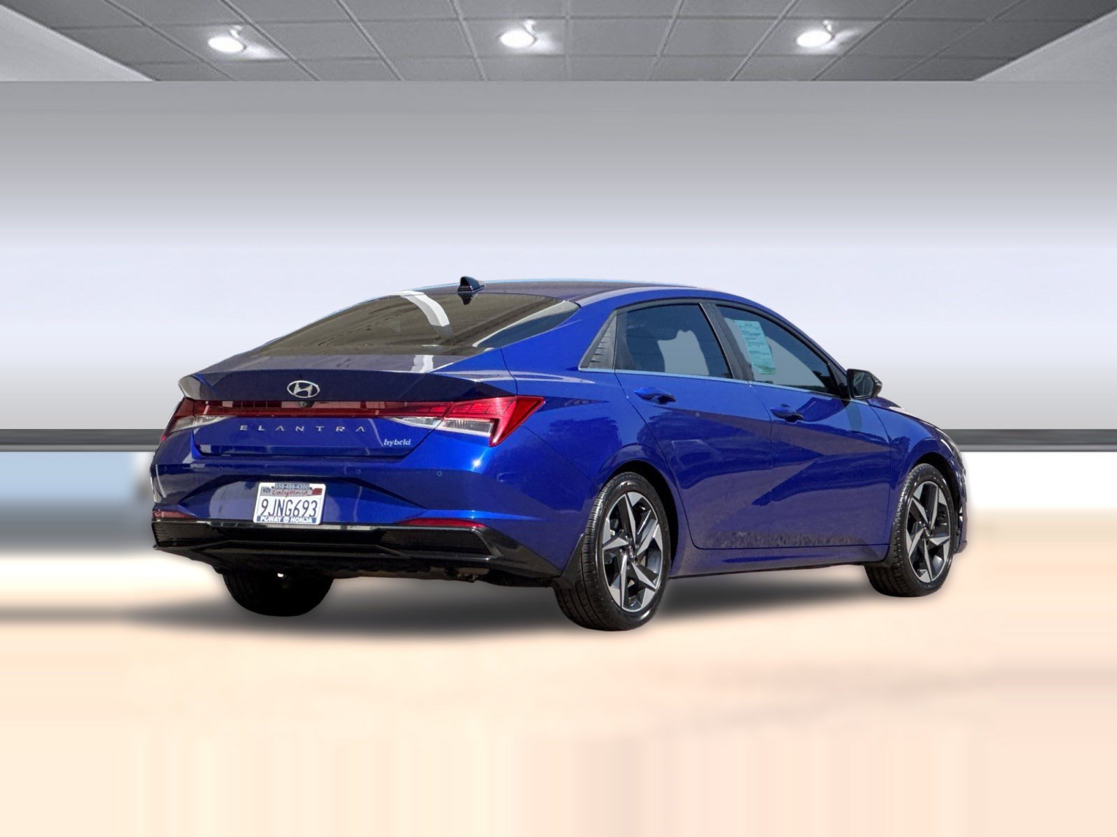 Used 2023 Hyundai Elantra Limited FWD image 9