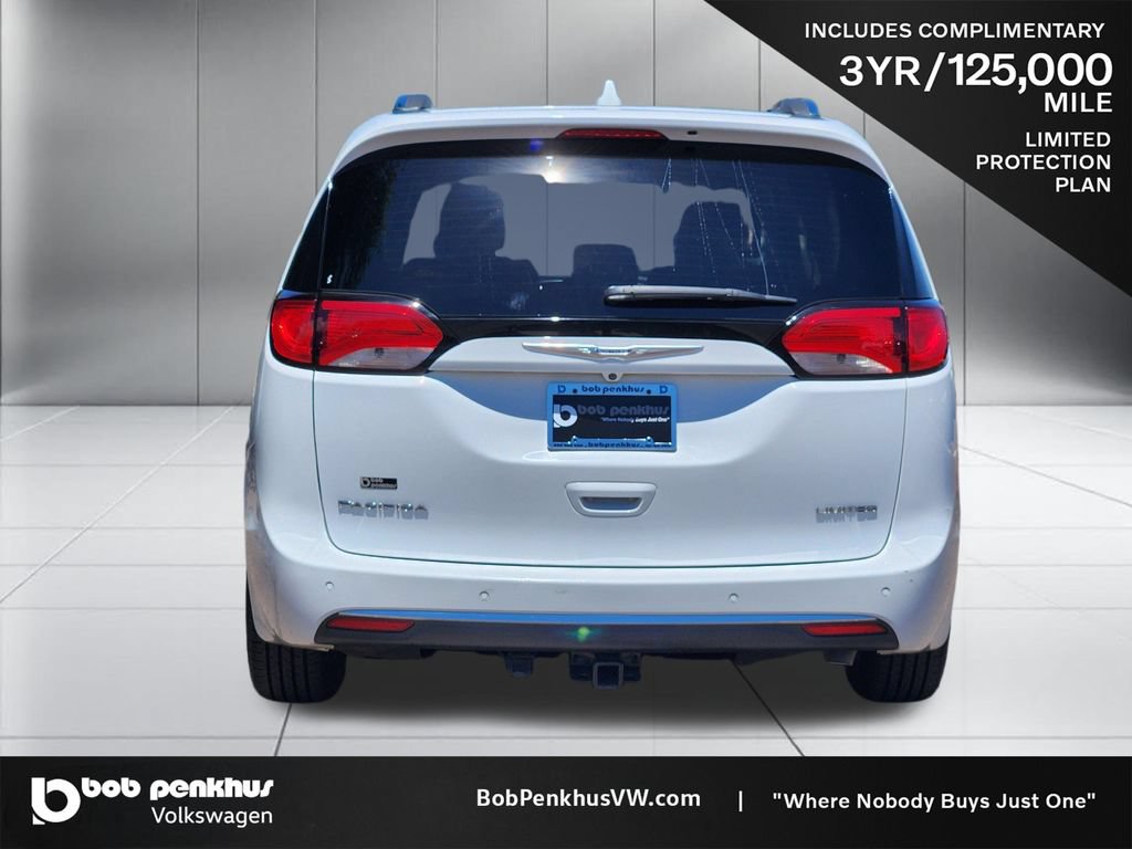 Used 2020 Chrysler Pacifica Limited FWD image 26