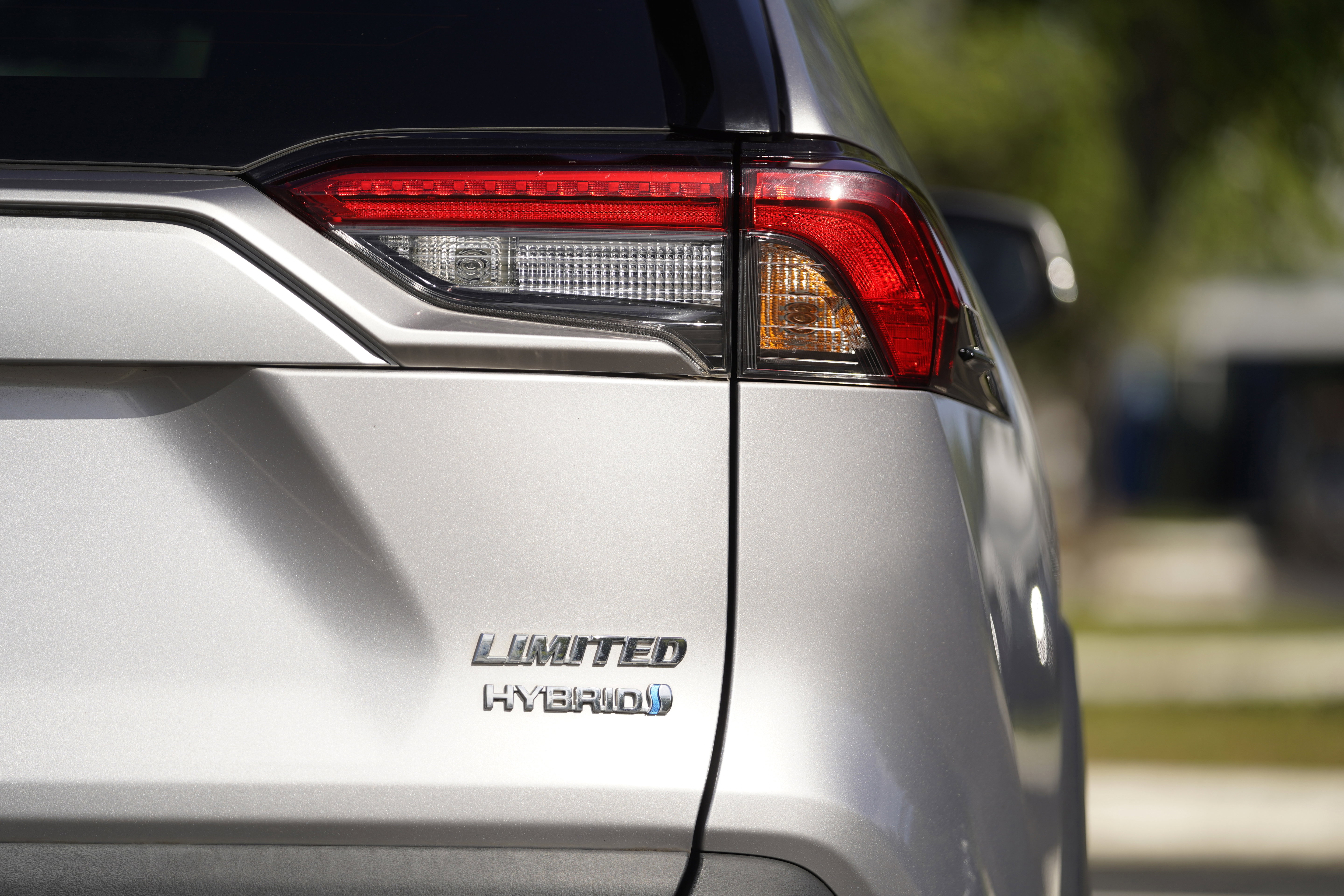 Used 2021 Toyota RAV4 Limited AWD/4WD image 45