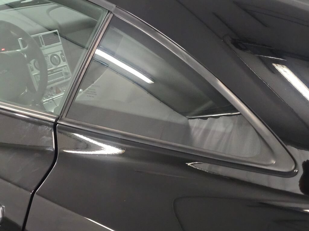 Used 2006 Chrysler Crossfire Limited RWD image 35